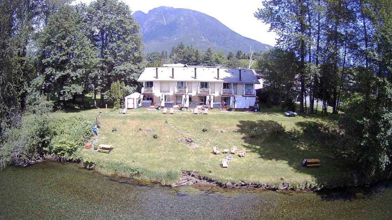 Moon River Suites #1 North Bend Eksteriør billede
