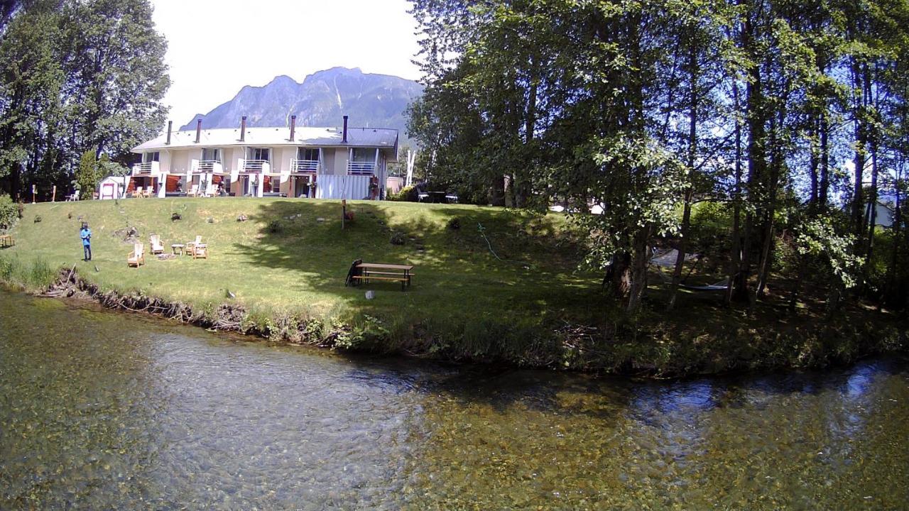 Moon River Suites #1 North Bend Eksteriør billede